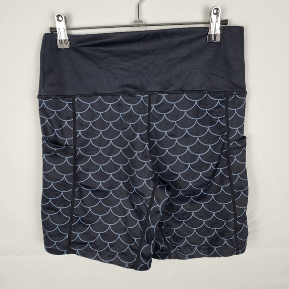 Cvg Constantly Varied Gear Scale Pattern Workout Shorts Size Small - Picture 2 of 6